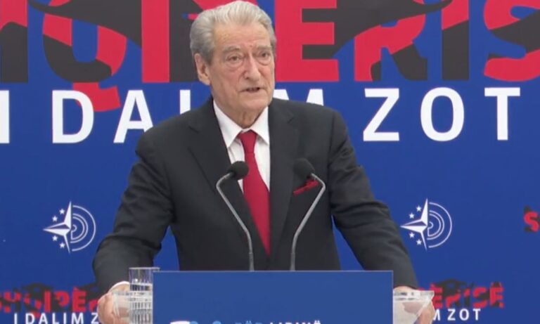 Sali Berisha: Shqipëria derdhet në Tiranë më 11 shkurt, protestë e madhe bllokuese për qeverinë