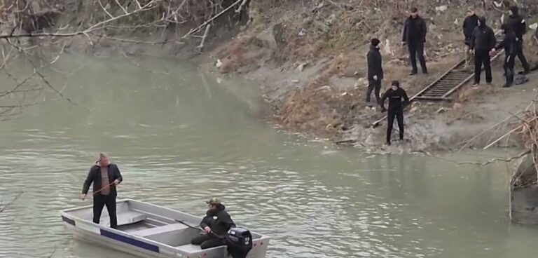 Fier, asnjë gjurmë nga 26-vjeçari dhe makina e humbur