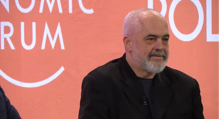 Rama nga Davosi: Putin në disa vende shihet si hero, por jo në Shqipëri. Do të doja që serbët të shkonin…