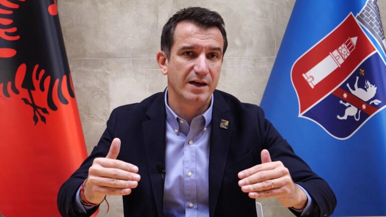 Veliaj: Gjysma e parave me të cilat blihet pronë në Tiranë, vijnë nga sistemi bankar, pjesa tjetër blihet nga emigrantët dhe të huajt