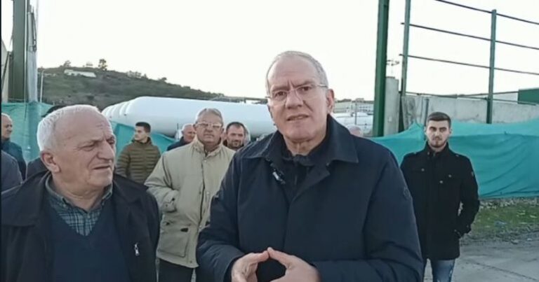 Deputeti Xhaferaj denoncon fabrikën e gazit në Porto Romano: Minë me sahat edhe për 500 nxënës