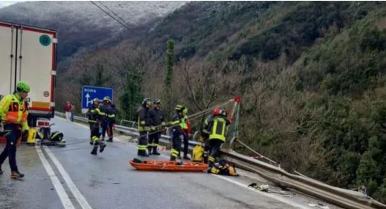 Aksidenti me kamion i merr jetën shqiptarit 22-vjeçar në Itali
