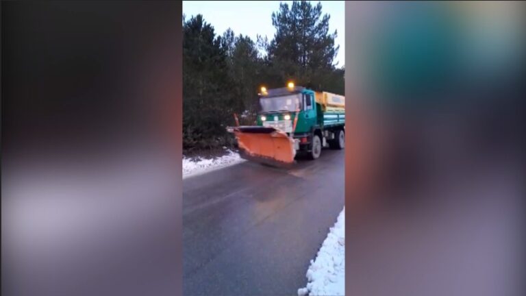 Borë dhe shi në Korçë, të gjitha akset rrugore të kalueshme