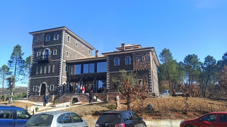 Inagurohet restoranti më i ri në Shqipëri me emrin “N’KANU”, në Përlat të Mirditës