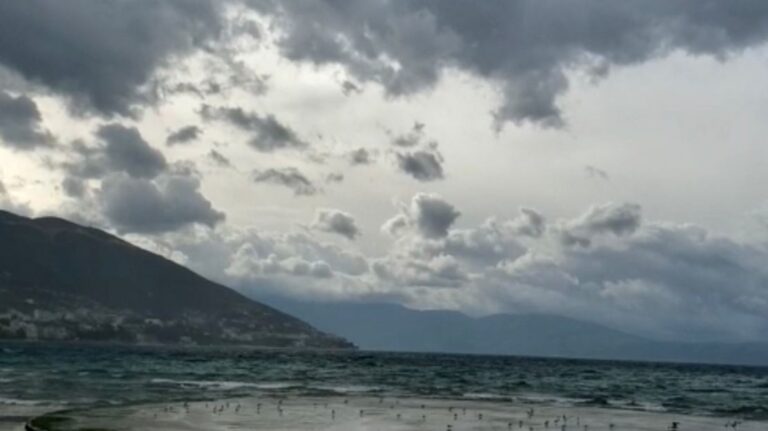Reshje shiu dhe ulje temperaturash, parashikimi i motit për sot
