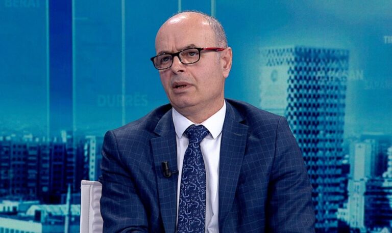Protestat, Koçi propozon anullimin e ndryshimeve kushtetuese të vitit 2008 dhe zgjedhjen e Presidentit nga populli