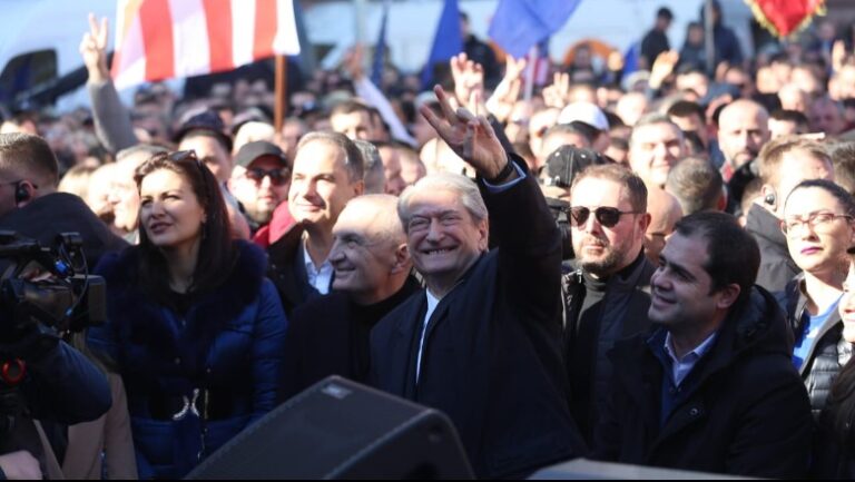 VIDEO/ Berisha: Revolucioni na thërret, nesër të gjithë para Kuvendit