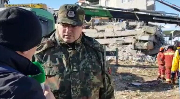Mjeku i ekipit shqiptar flet për situatën katastrofike në Turqi: Ndihemi ekstremisht të rënduar por duhet të shpëtojmë jetë