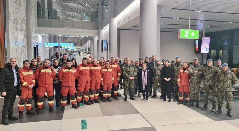 Rama: Mbërrin në Turqi skuadra e kërkim-shpëtimit e dërguar nga Shqipëria