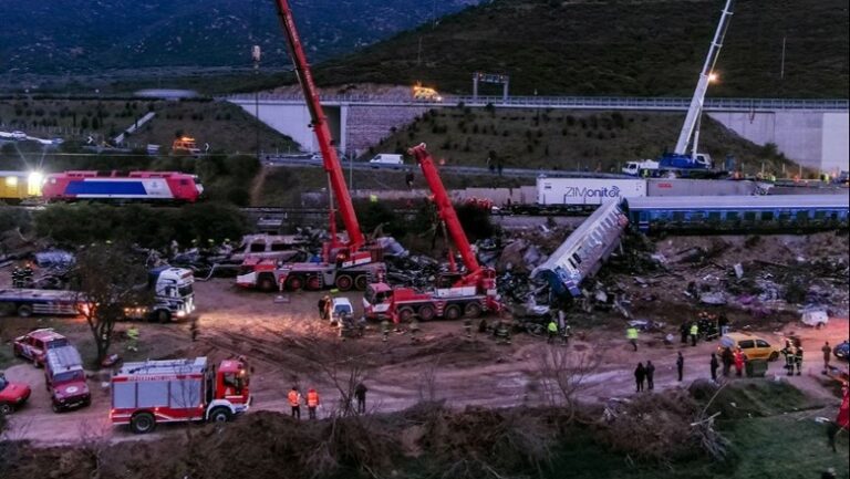 Shkon në 44 numri i viktimave nga tragjedia e trenave në Greqi