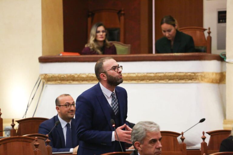 Rama e propozon për kryetare të SHISH, Bardhi thirrje presidentit Begaj: Verifiko Vlora Hysenin