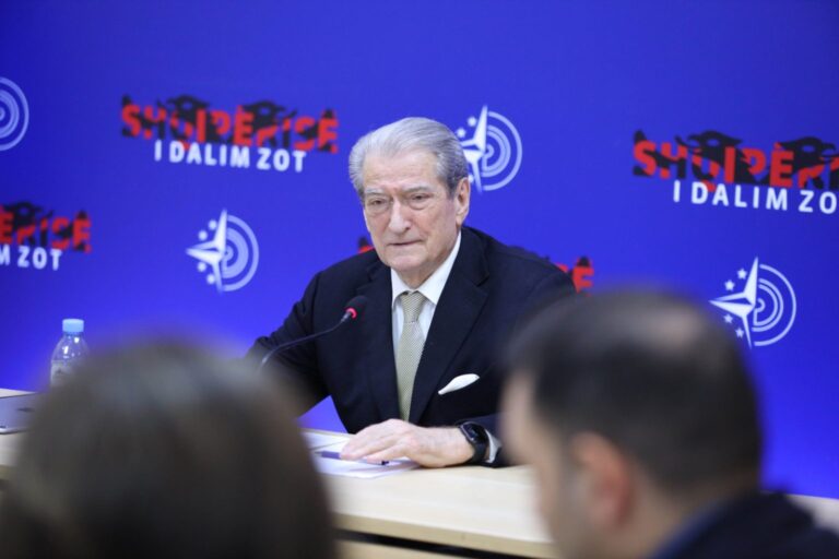 Barometri, ja si e vlerësojnë qytetarët e Tiranës PD-në e Berishës dhe ish-kryeministrin