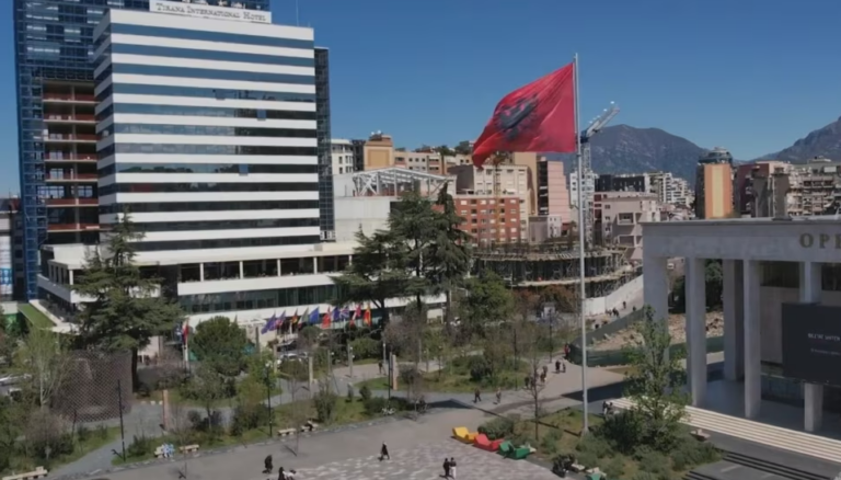 Shqipëri, ekonomia në 2022 u rrit përtej parashikimeve, me 4.8 përqind