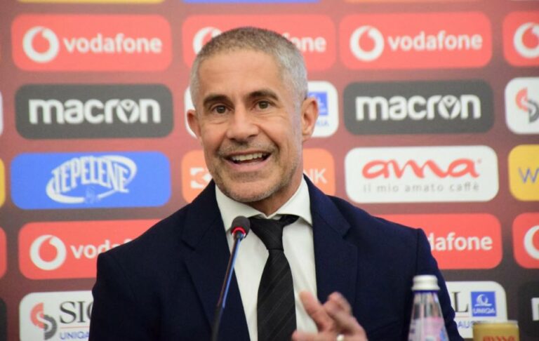 Tranjeri Sylvinho: Kuqezinjtë janë gati, lojtarëve “u hanë këmbët” për të luajtur