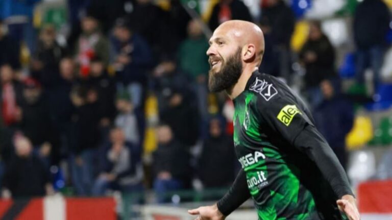 Nuk u grumbullua në Kombëtare për sfidën me Poloninë, Ajeti shënon gol kundër Pro Sestos