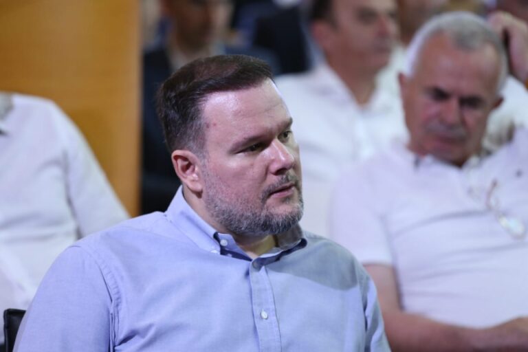 14 Maji, Rama konfirmon Ervin Demon në Berat