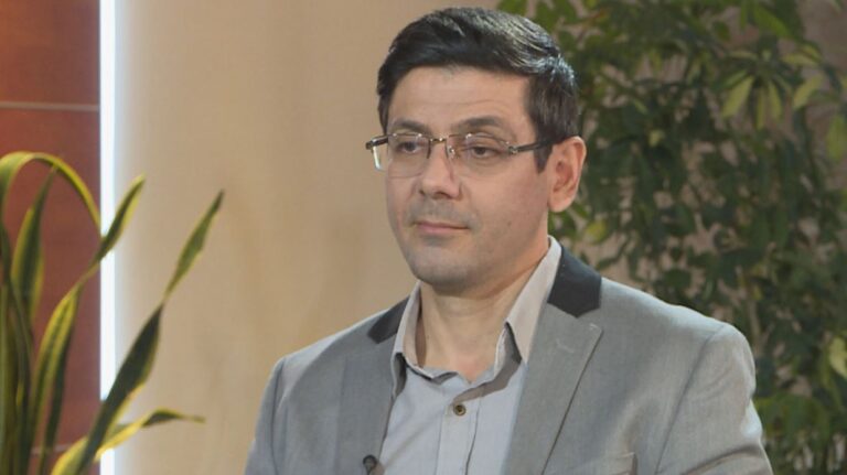 Dorëheqja e Alibeajt, skenar për rikthimin e Bashës? Analisti Ilir Kalemaj flet për dy hipoteza