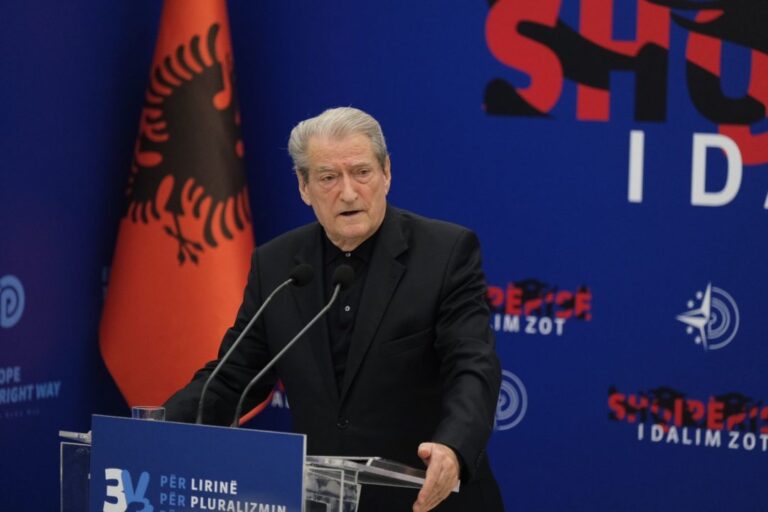 Berisha: Vendimi i Apelit u përgatit në zyrën e Ramës. Demokratët do mbrojnë pluralizmin