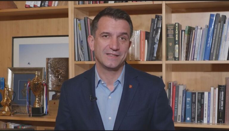 Veliaj: Ndërtuam 13 godina të reja konviktesh. Mezi pres të përurojmë Piramidën në pranverë