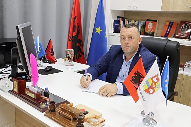 Një lajm i mirë për banorët e Matit, thirrje për kredi të buta për strehim