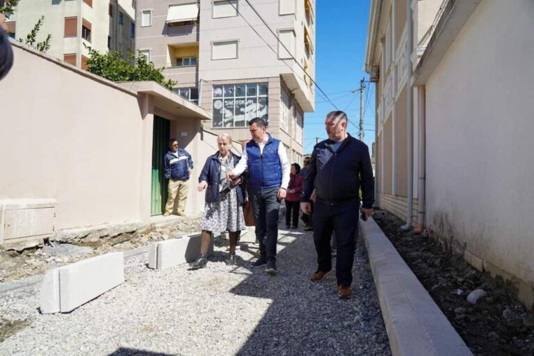 Kryebashkiaku i Elbasanit, Llatja: Drejt përfundimit urbanizimi i të gjitha rrugëve në lagjet e qytetit