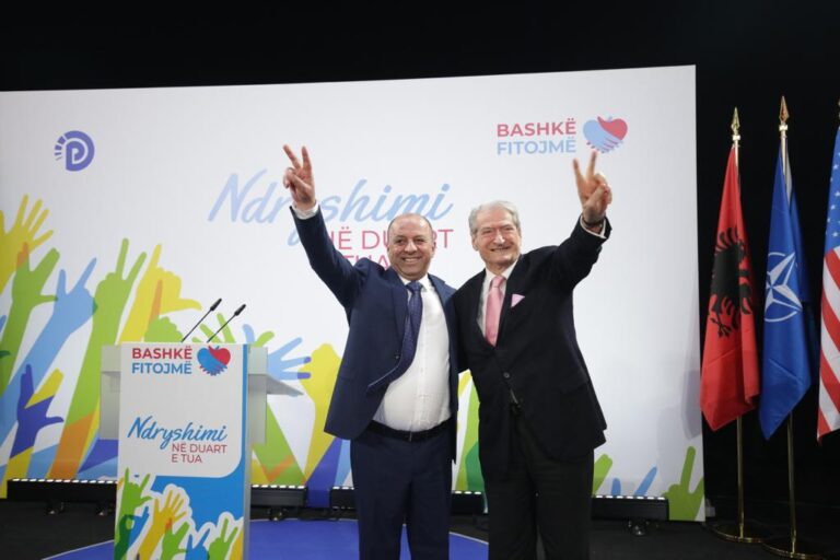 Berisha në Berat: Emërimet e Ramës, kopje e shëmtuar e emërimeve që bënte dikur Enver Hoxha