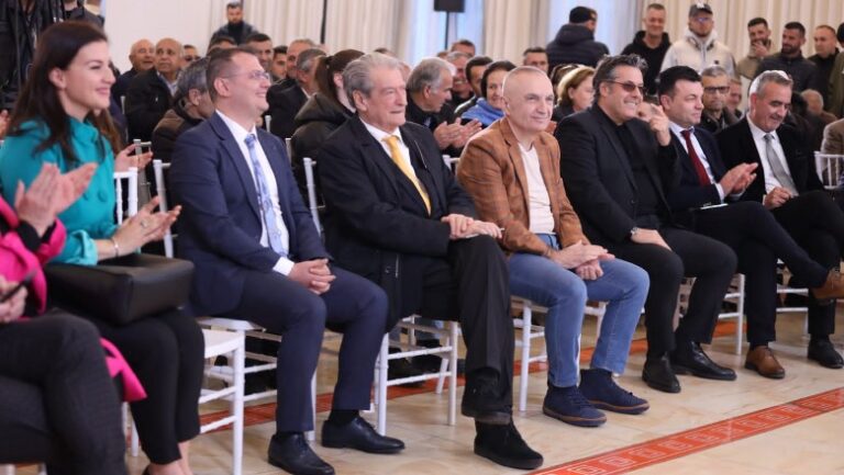 Berisha dhe Meta bëhen bashkë në Vorë: Më 14 Maj përzëmë pushtetin monist. 1/3 e kryetarëve të Ramës janë në burg