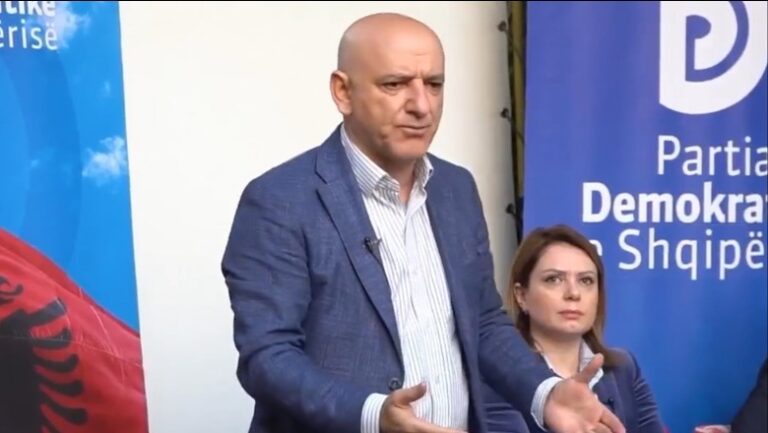 Bejko takim me banorët e ”Ali Demit” në Tiranë: Bllokojmë projektvendimin për prishjen e banesave 50-vjeçare