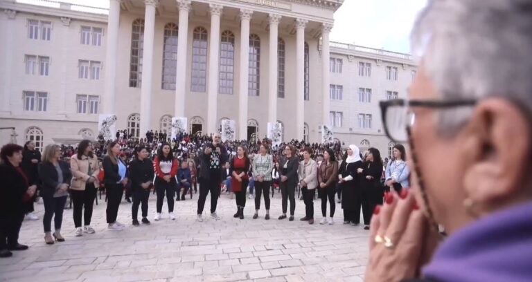 Rama takim me vajzat dhe gratë: Fieri është kryeqyteti i socialistëve, nuk e diskutojmë rezultatin këtu
