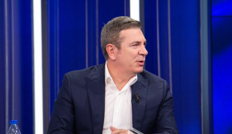 Rritja e pagave, Damian Gjiknuri: Vlen për ruajtjen e burimeve njerëzore në administratë, fenomen problematik ikja e specialistëve