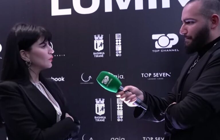 “Kam një vit pa e puthur”, Rudina Dembacaj i përgjigjet ish-bashkëshortit për deklaratën ndaj vajzës