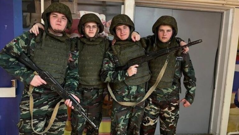 Putin mund të dërgojë edhe maturantët në luftë