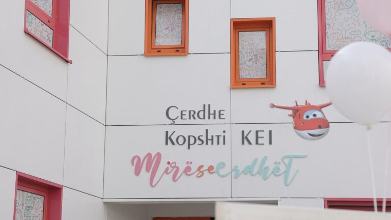 ”Kei” kopshti më i ri mirëpret 220 fëmijë, Veliaj: Së shpejti, kopësht dhe çerdhe të re edhe në zonën e Astirit