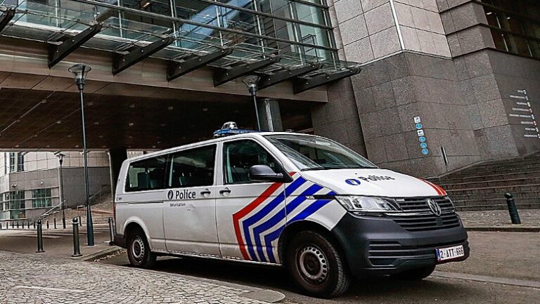 Hetime për korrupsion, bastisen zyrat e Partisë Popullore Evropiane në Bruksel