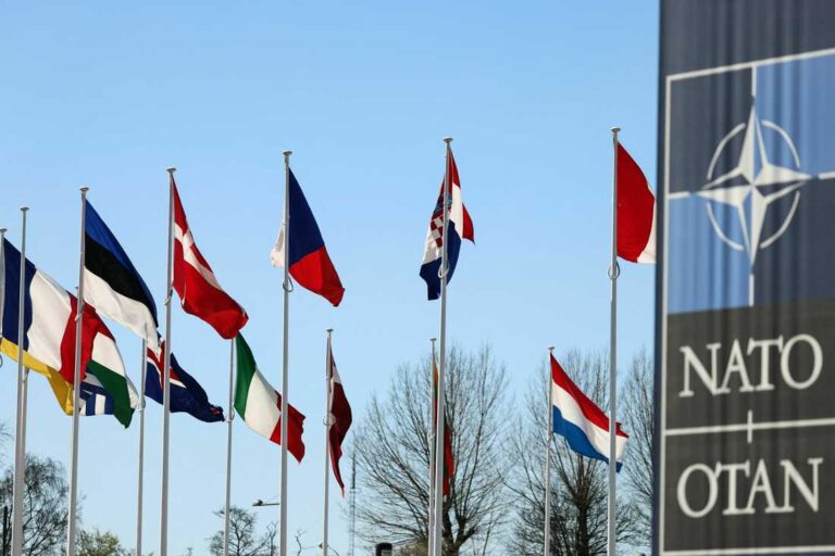 NATO reagon për përplasjet në veri të Kosovës: Të shtensionohet menjëherë situata!