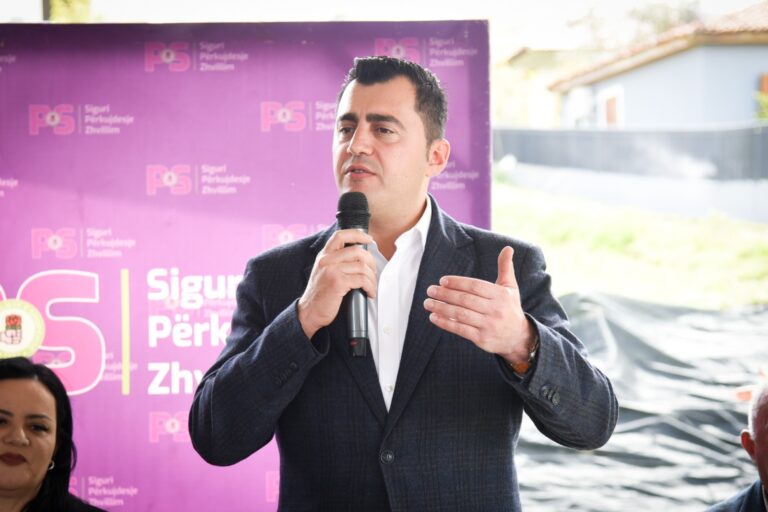 Kryetari i Bashkisë së Elbasanit, Llatja kallëzon penalisht deputetin Flamur Noka