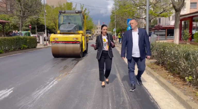 Burreli i kthyer në kantier ndërtimi, Balluku dhe kryebashkiaku Malaj inspektojnë punimet