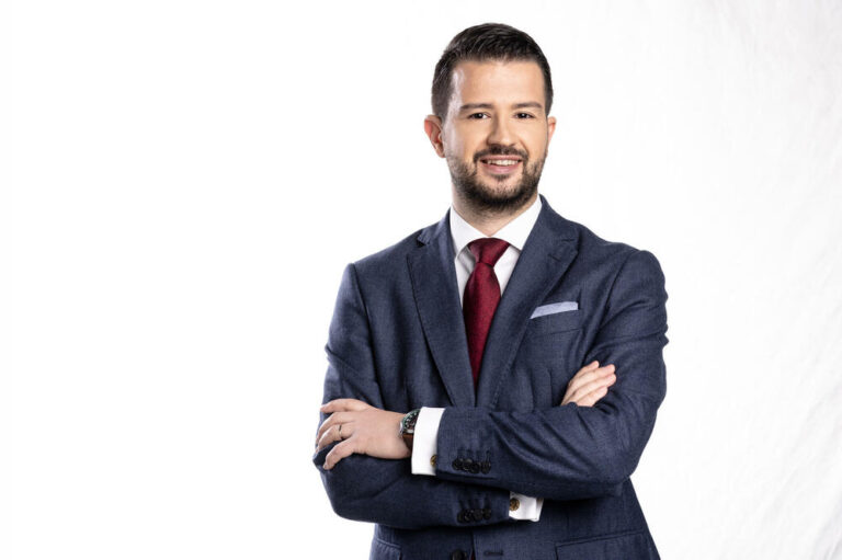 Jakov Millatoviç Presidenti i ri i Malit të Zi, mund thellë Gjukanoviç