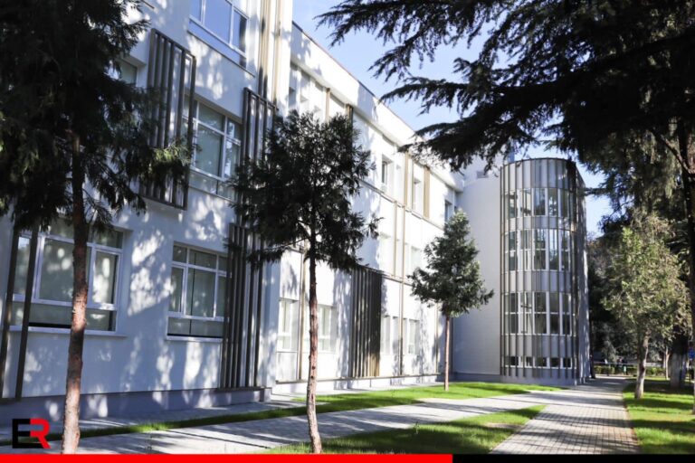 Kryeministri publikon pamjet: Spitali i ri Intern drejt përfundimit (FOTO)