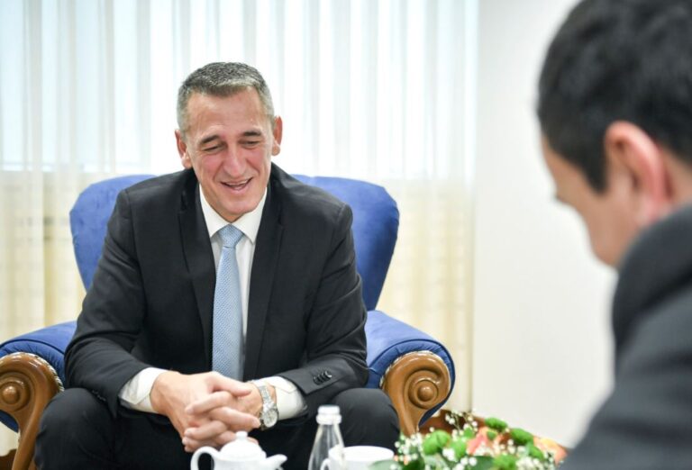 Ministri rrëzon zgjedhjet në 4 komunat: Serbët u përdorën nga Beogradi