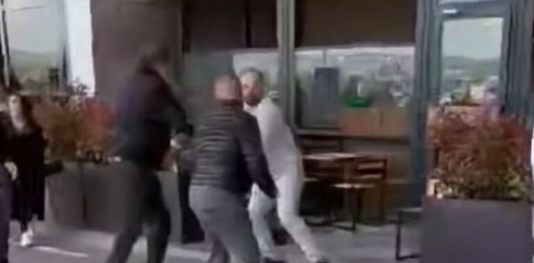 Sherr masiv në Aeroportin e Prishtinës, disa persona zihen me grushta (VIDEO)