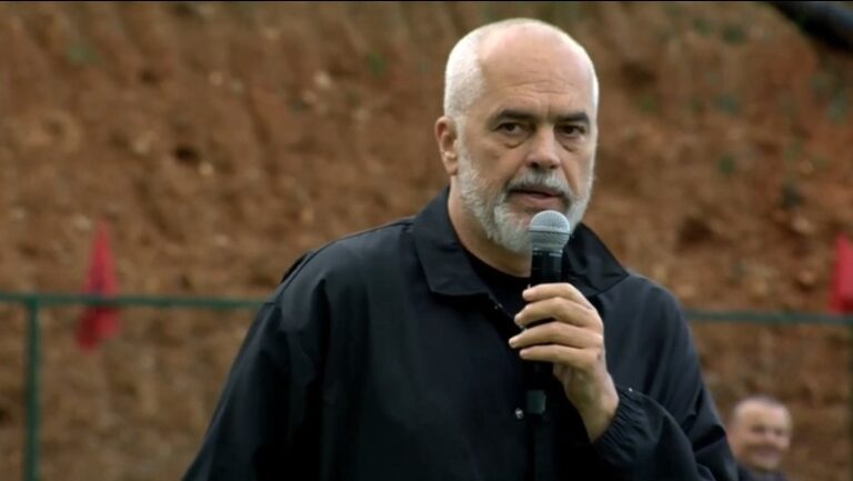 Rama: Nuk e shtyva unë rritjen e pagave. Edhe nëse bëhet në maj, pagat do t’i merrni që nga prilli