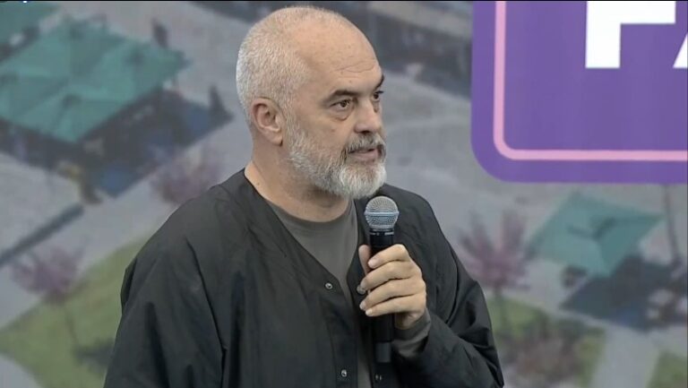 Rama në Korçë: Çdo kryebashkiak i ri të ketë pikë të parë të programit njerzillëkun me qytetarët