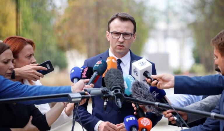 Zgjedhja e kryetarëve të veriut, Petkoviç: Qeveria e Kosovës po provokon luftë