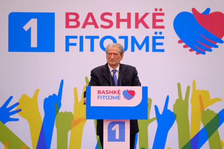 Mungesa e debatit në fushatë, Berisha: Pasojë e vjedhjeve të Ramës dhe kryebashkiakëve të PS