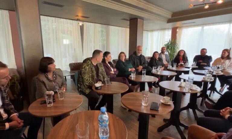 VIDEO/ Rama takim me grupin e këshilltarëve në Mat dhe Klos: Votuesit e djathtë, rol të rëndësishëm në fitoren e PS