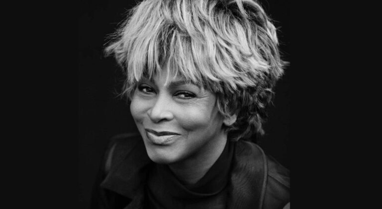 Shuhet Tina Turner, Rama: Sonte toka është më e varfër dhe qielli më i shndritshëm