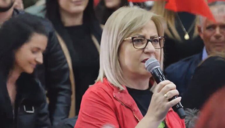 Lindita Nikolla: Bashkia e Kamzës krijoi mbështetje sociale nën drejtimin e Rakip Sulit