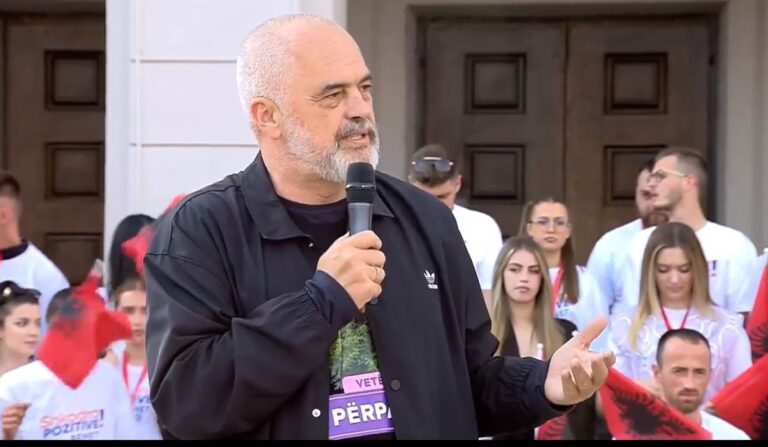 Rama i përgjigjet Spahisë: Shkodrës nuk i kanë munguar kurrë fondet