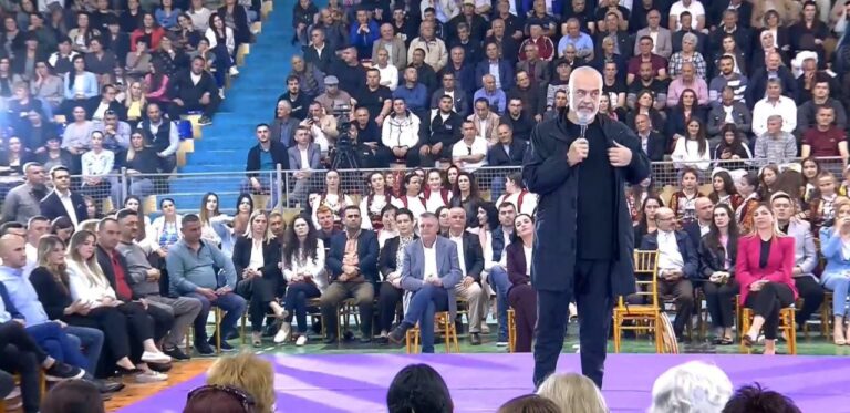 VIDEO/ Shqipëria u ”vesh rozë” në zgjedhje, Rama: Do punojmë që kjo të mos jetë hera e fundit